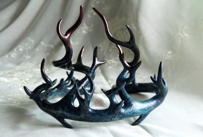 漆髹玻璃鋼鹿角擺件 五個(gè)月的匠心與自然的對(duì)話